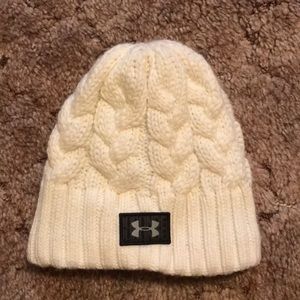 Women's UA sweater material stocking cap